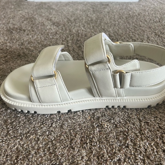 DIOR Dioract Sandal - Picture 8 of 12